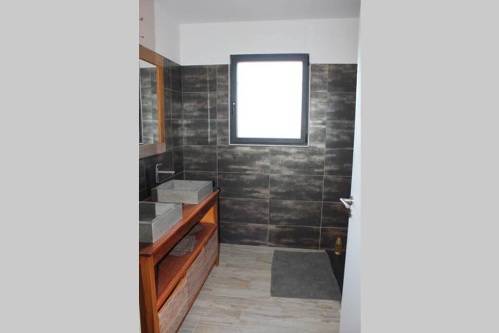 Saint-Privat-de-Champclos Maison Contemporaine מראה חיצוני תמונה