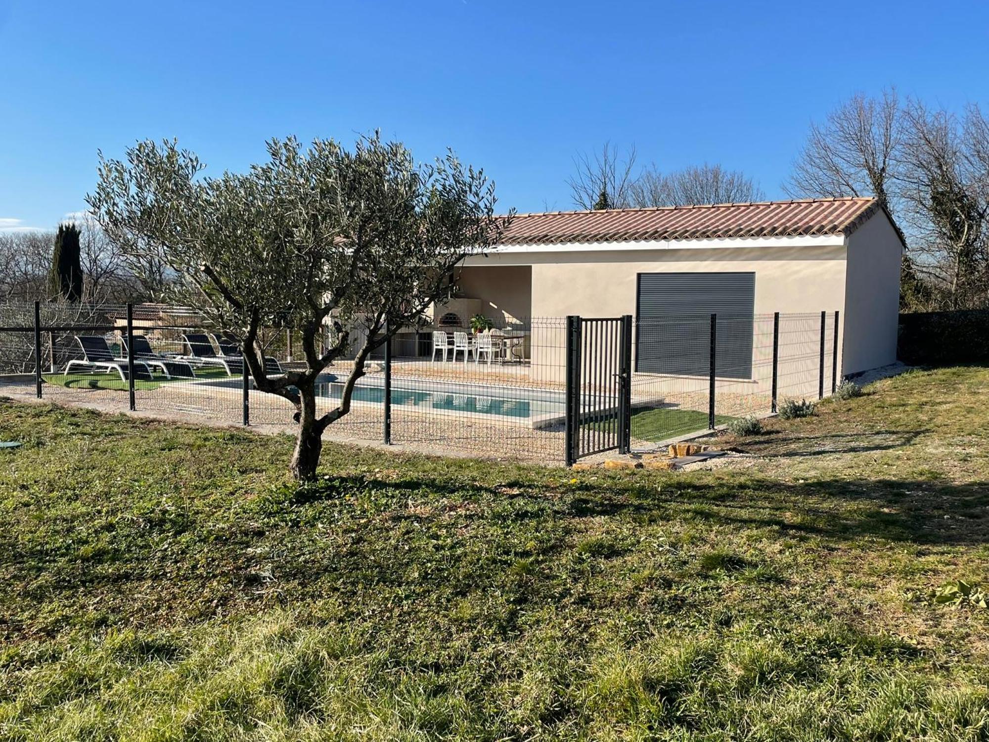 Saint-Privat-de-Champclos Maison Contemporaine מראה חיצוני תמונה